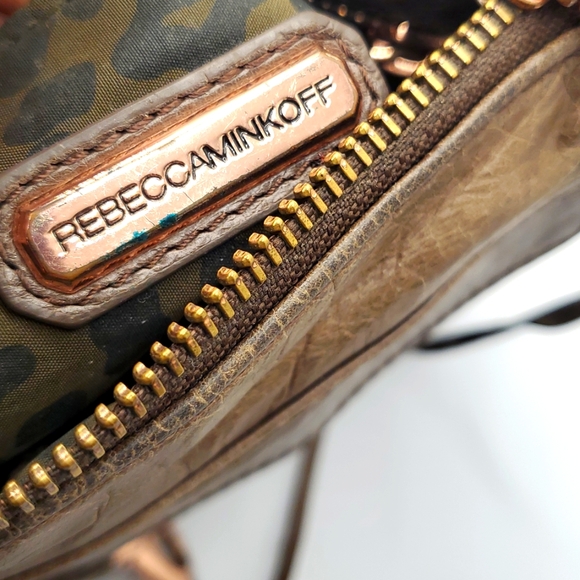 Rebecca Minkoff Leather Clasp Zip Chain  Crossbody Bag - Picture 9 of 11